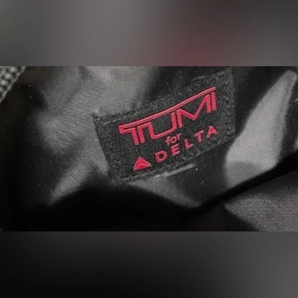 TUMI Delta Airlines Alpha Mini Case Amenity Pouch